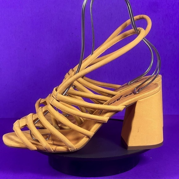 Free People Colette Cinched Orange Leather Slingback Heel Sandals Women's Sz 7.5 - Picture 3 of 8